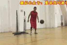 球场上，怎么样才算走步？图片