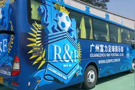 星仔·球语｜球队大巴的“爸爸”图片