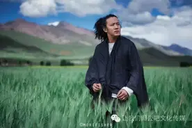 彝族歌王强势回归母语专辑图片