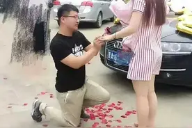 牵你的手，今生今世，共享繁华！图片
