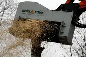 如何让一棵大树分分钟变成碎末？林木粉碎机械大全图片