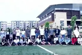 那么多人翻唱过BIGBANG的歌，只服这首，唱得比原唱还好听图片