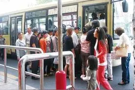 “抢”这个词翻译成英文是什么？10种不同情境对应的词也不同图片