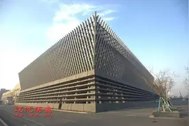 我们沈阳工人为什么有力量？轮毂烧热，筛网烤肉图片