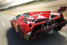 全球限量9台兰博基尼Veneno敞篷版跑车的设计巅峰图片