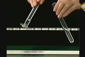 科学小实验：镁、铝跟盐酸的反应，后悔当时化学没学明白视频封面