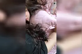 老婆不开心，老公这样做真心好暖！