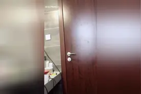 挖槽，这么有钱连厕所都带空调