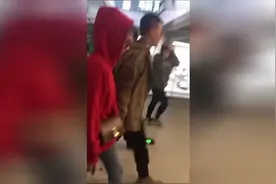 「马思纯欧豪同框」马思纯欧豪合体现身上海机场 手牵手男友力man视频封面