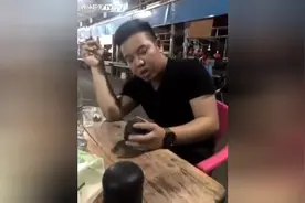 那晚我叫三个七你都不开我，我就知道我们会有点故事