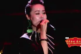这首歌谁也比不了你，唱得真好听，情真意切，人美歌甜！