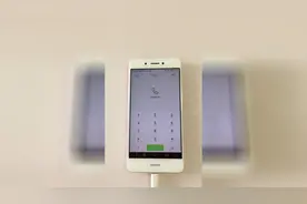手机自己也能充电视频封面