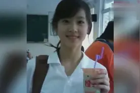 奶茶妹妹的前男友曝光，是帅气才子？却因这个分开选择了刘强东！视频封面