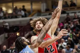 [1]外代二线）篮球——NBA常规赛：快船胜公牛图片