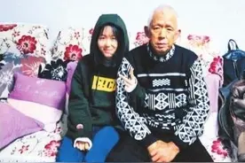 对话｜武汉女初中生为给父亲配骨髓而增重：我是女儿，应该的图片