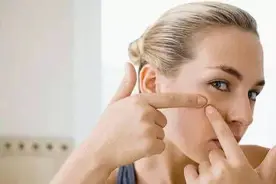 挤了颗痘就被下病危通知书？超级细菌不可忽视图片
