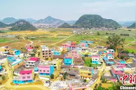 广西柳州市贫困村“变形记” 投资千万变童话村助脱贫图片