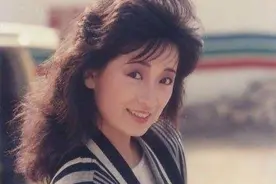 孙俪的婆婆是不是有点眼熟？跟赵雅芝比更嫩，很注意保养图片