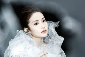 赖雨濛生日写真曝光 朦胧光影诠释东方美图片