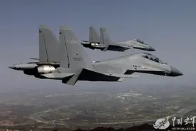 低可视涂装歼-16亮相西部战区，系我军第二种低可视战机图片