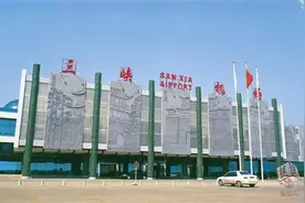 宜昌本周起可直飞乌鲁木齐、南京，各条线路均有折扣票图片