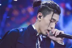 偶像练习生35进20名单和分组曝光 朱正廷Justin范丞丞一组图片