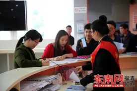 “今天我当班”东南网记者走进福清政法系统图片