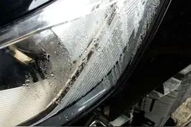 烟台：车子维修后车灯频起雾 4S店：不换新，在外面修过图片