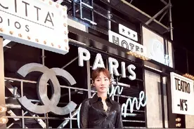 白百何受邀头排看秀 黑色硬朗风够帅够摇滚图片