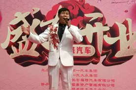央视油条哥王晓明全国巡演走进江苏常州图片