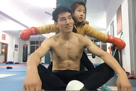 六一儿童节快乐|“我就是拳王”选手和他们的宝宝们图片