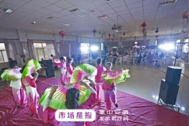 老年戏曲联谊会 唱出两县戏迷乐图片