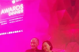 艺术家金晶获第二届“艺术南京”获最具人气艺术家奖，新作品发布获好评图片