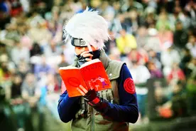 名人朋友圈：用 Cosplay 的方式“众创”剧本？｜关注武汉创业图片