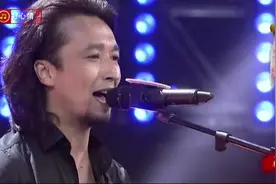 35岁大四笨学生登台演唱《刀郎木卡姆》，震撼评委嗨翻全场！