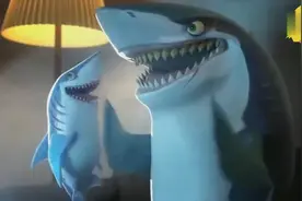 鲨鱼父子抢电视节目看，老妈来了全都安生了！