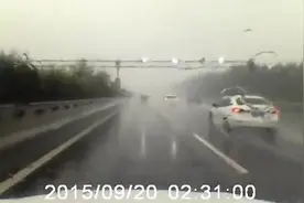 亲身体验了长安cs35大雨天高速行驶后，才知道底盘这么稳