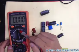 2-12 电容器测量和代换 batch视频封面