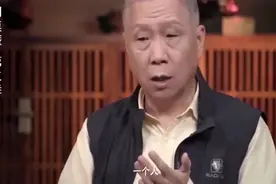马未都儿子去英国留学，临走前，警告儿子这两样一定不能沾！视频封面