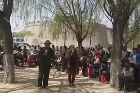 陕北七旬老汉老婆唱《干妹子》太好听了图片