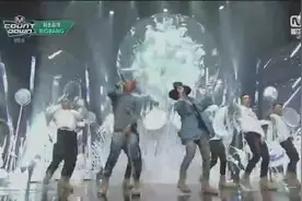 这几首歌是Bigbang演唱会主打，在韩国榜单第一名居高不下图片