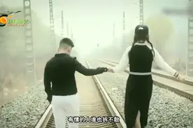 一曲安东阳慕容晓晓情歌对唱《红尘有缘》，送给天下有缘人图片