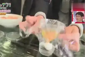 没有蛋壳的鸡蛋也能孵出小鸡！涨知识了！图片
