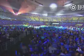 五月天鸟巢演唱会上十万人合唱《倔强》，燃爆了全场图片