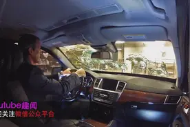 实拍用AK47扫射汽车，用生命在给防弹玻璃做广告！图片
