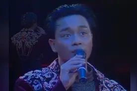 他曾经是无数人的偶像张国荣告别乐坛演唱会首首经典图片