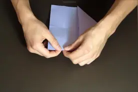 教你叠带尾翼的纸飞机，飞的真远，可以在孩子面前显摆了！图片