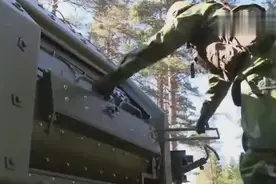 瑞典精品：弓箭手火炮15秒3发速射视频封面