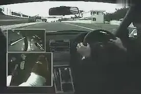 车神塞纳教你怎么开手动档！图片