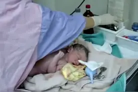 刚出生的婴儿竟然喊妈妈，真的好可爱！图片